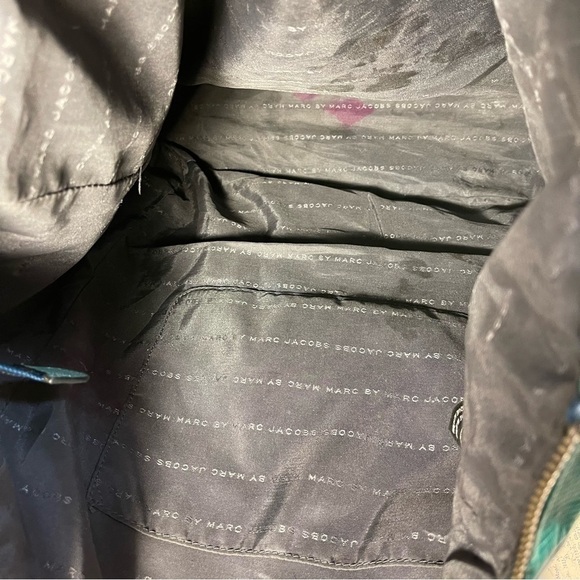 Marc by Marc Jacobs Blue/Green Lizard Stamped Leather Take Me Tote - Picture 7 of 16